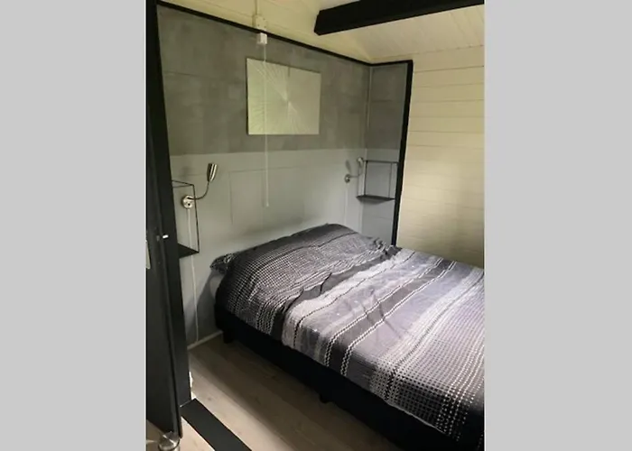 Sfeervolle Blokhut Op De Veluwe Op Recreatiepark Topparken In Met Vrije Tuin En Eigen Parkeerplaats بيكبيرخين