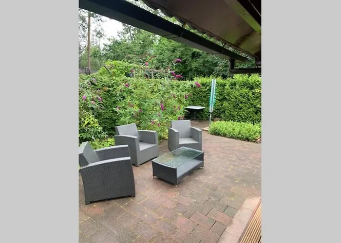 بيت للعطل Sfeervolle Blokhut Op De Veluwe Op Recreatiepark Topparken In Met Vrije Tuin En Eigen Parkeerplaats بيكبيرخين