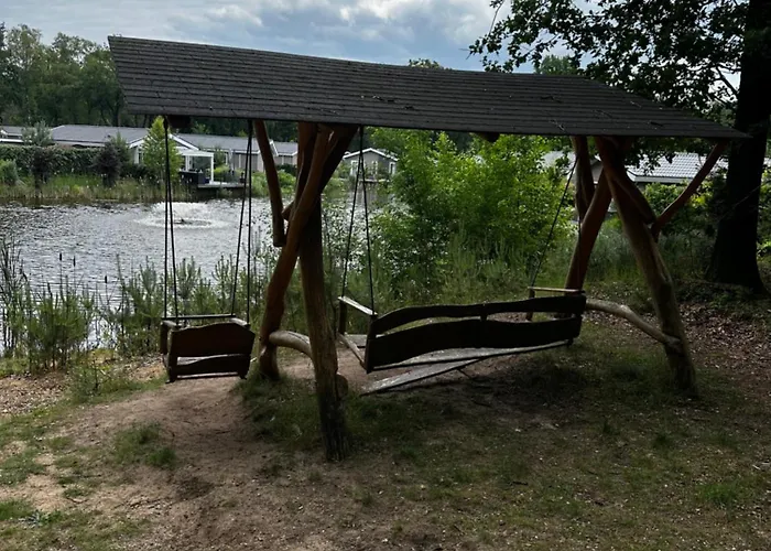 بيت للعطل Sfeervolle Blokhut Op De Veluwe Op Recreatiepark Topparken In Met Vrije Tuin En Eigen Parkeerplaats