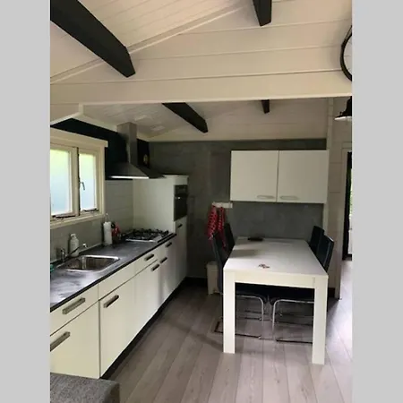 Holiday home Sfeervolle Blokhut: Veluwe Retreat At Topparken *