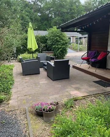 Holiday home Sfeervolle Blokhut: Veluwe Retreat At Topparken