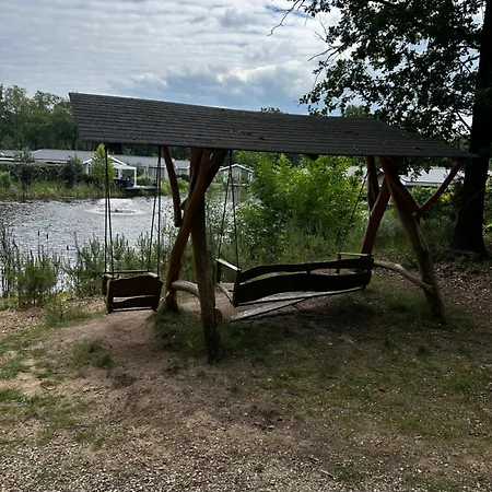 Holiday home Sfeervolle Blokhut: Veluwe Retreat At Topparken